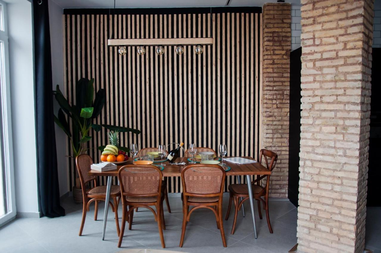 Valencia Apartamentos Goya Esterno foto